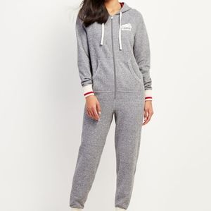 Roots Cabin Onesie small women's salt and pepper